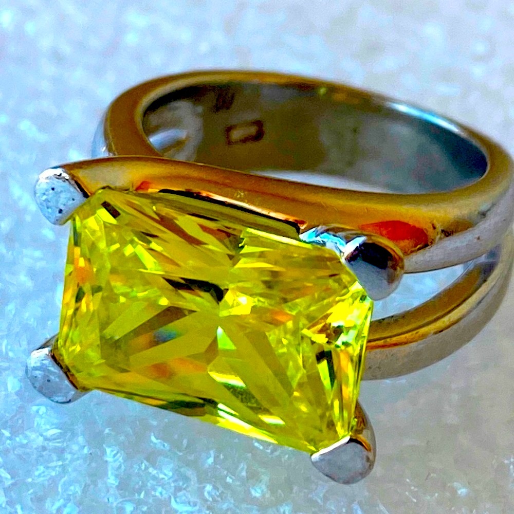 Solid Sterling Silver Ring Vintage Lemon Yellow S… - image 1